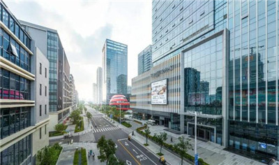 打造绿色家园，让环境护航健康